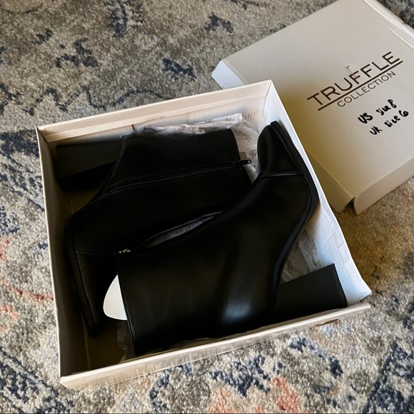 Truffle Collection Boots - Picture 5 of 5